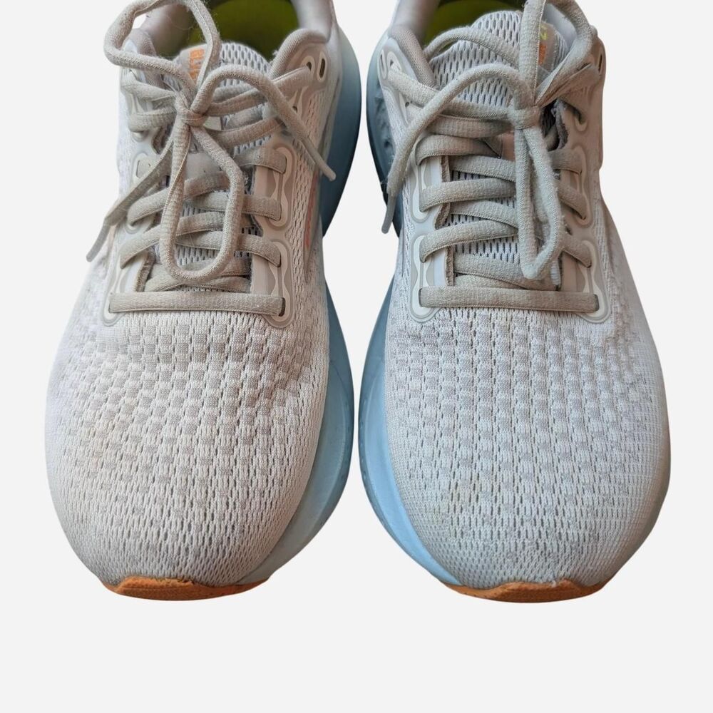 Brooks Women's White and Orange Trainers - Picture 2 of 7